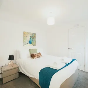  Apartment Sweet By Payman Club
